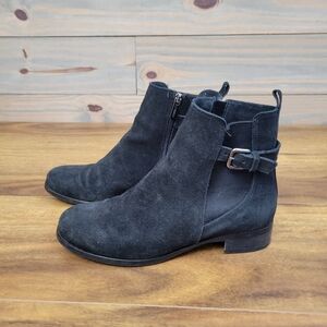 La Canadienne Sterling Black Waterproof Suede Booties, Size 7.5